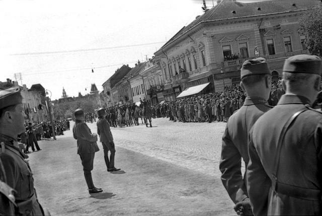 Nagyapám Képei. Zombori diszfelvonulás